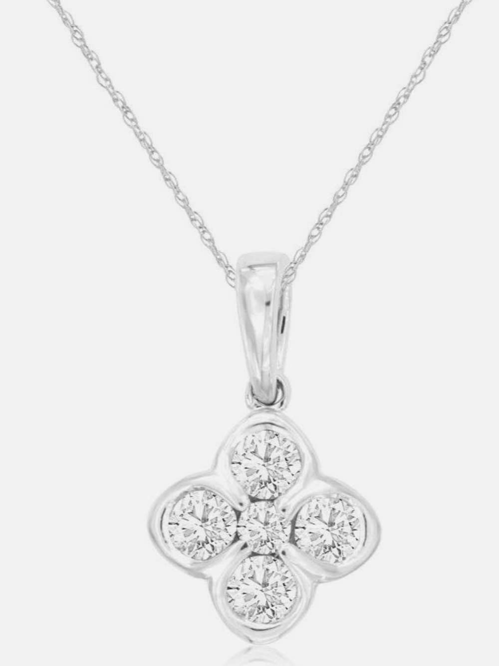Clover Pendant Necklace
